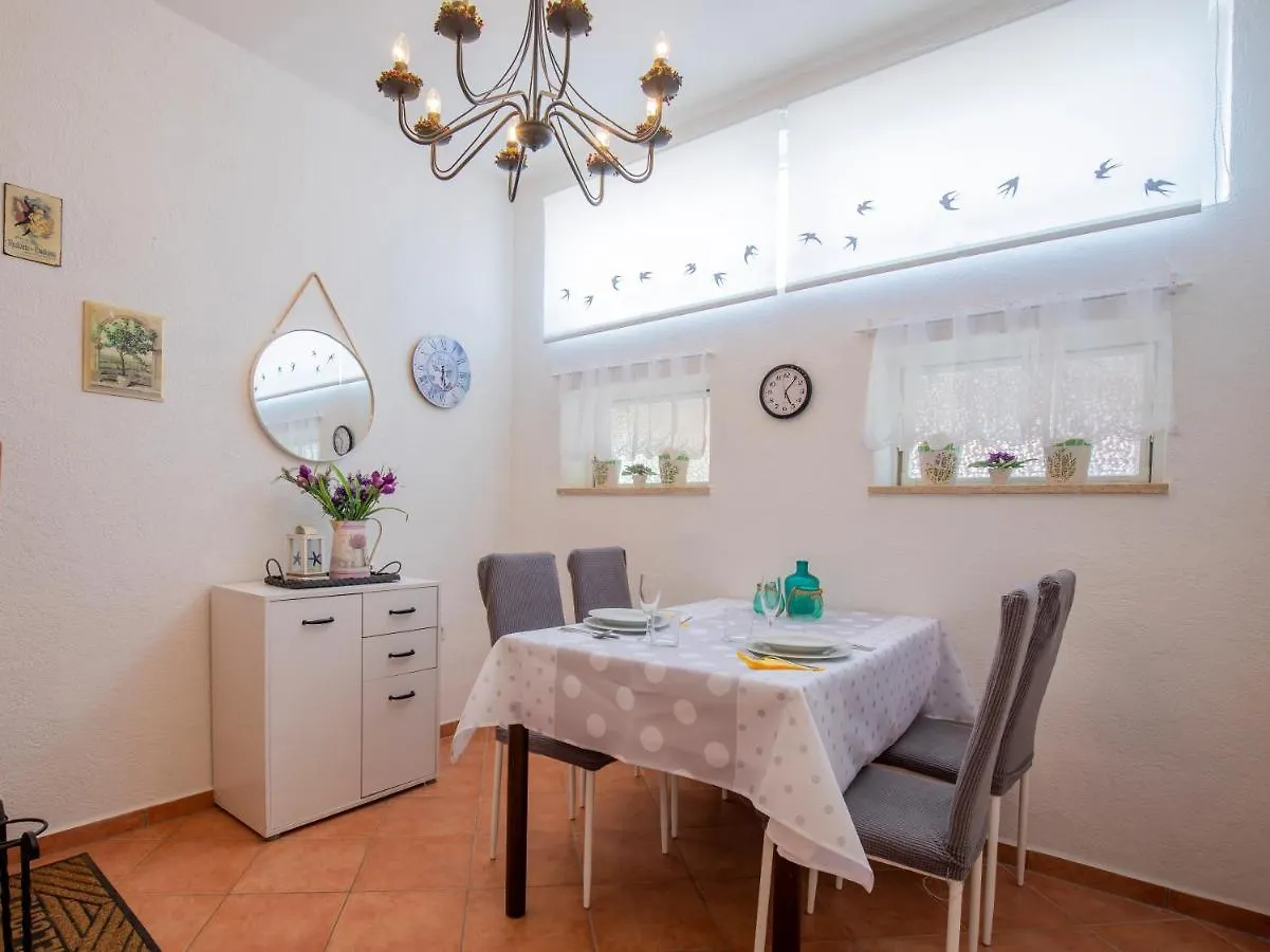 Aldo Sea View Apartment Pula