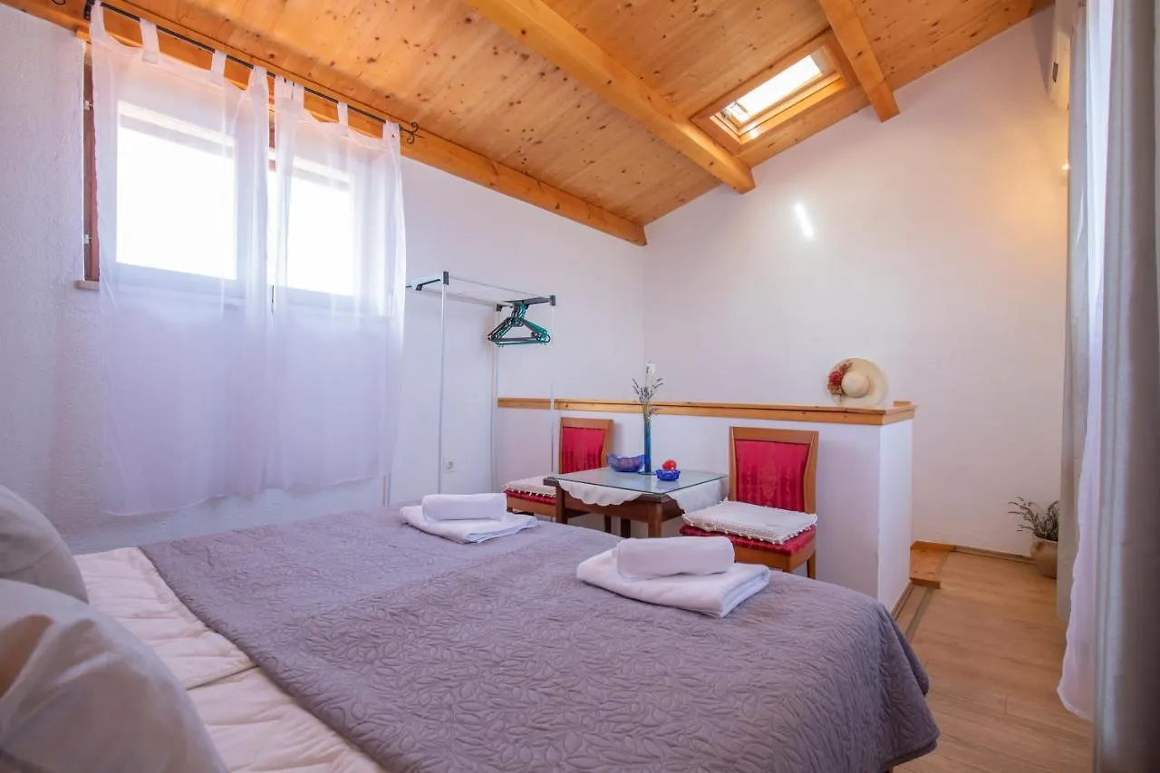Aldo Sea View Apartment Pula